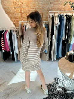 Store Bee Stripe Sweater Dress Taupe Jurken