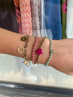 Shop Clover Bracelet Fuchsia & Gold Armbanden