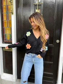 Flash Sale Flower Multi Color Vest Black Vesten