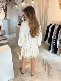 Cheap Jade Broderie Dress Beige Jurken