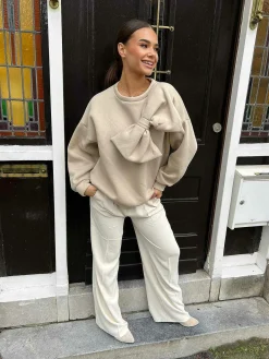 Cheap Jasmin Bow Sweater Camel Truien