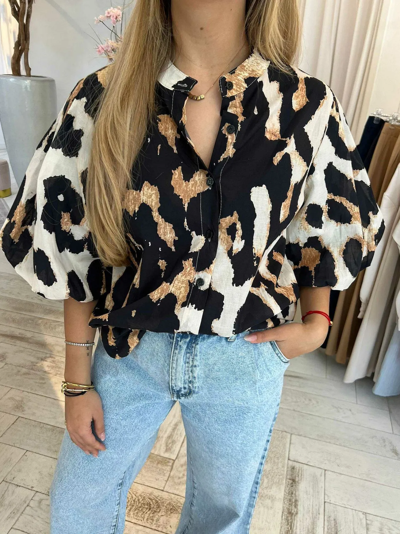 Hot Jolie Leo Short Sleeve Blouse Tops & Blousjes