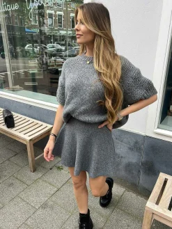 Outlet Kiki Sweater Short Sleeve Dark Grey Truien