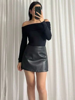 Shop Lana Off Shoulder Top Black Tops & Blousjes