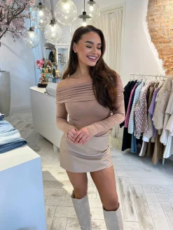 Hot Lana Off Shoulder Top Camel Tops & Blousjes