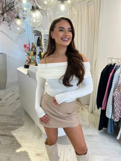Fashion Lana Off Shoulder Top Off White Tops & Blousjes