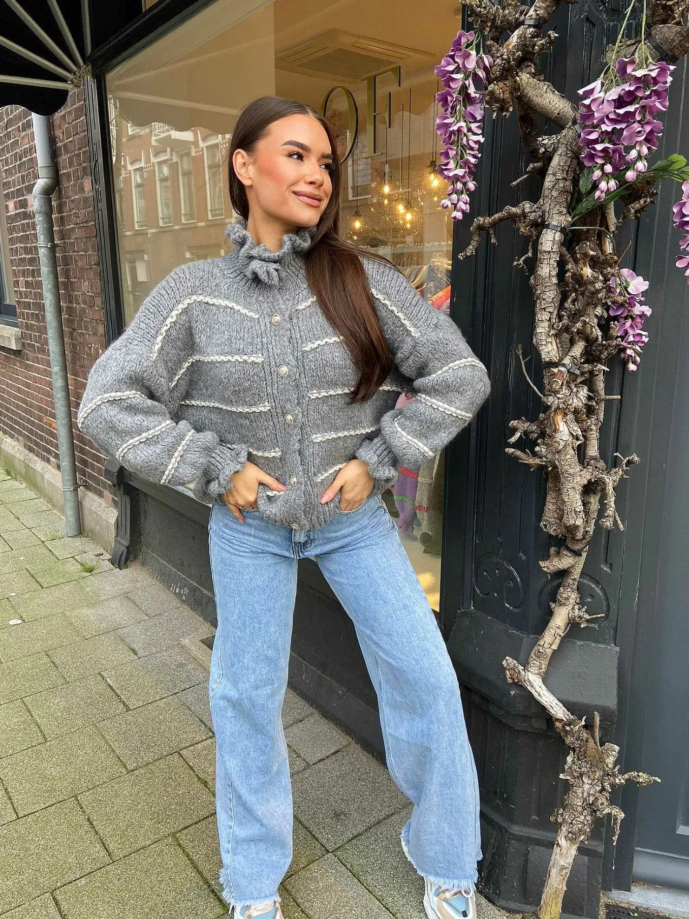 Outlet Lara Ruffle Striped Vest Grey Vesten