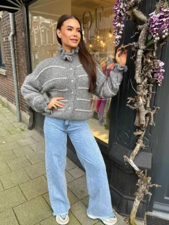 Outlet Lara Ruffle Striped Vest Grey Vesten