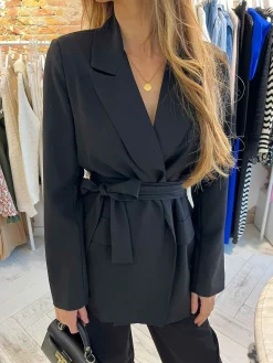 Best Nova Suit Black Sets